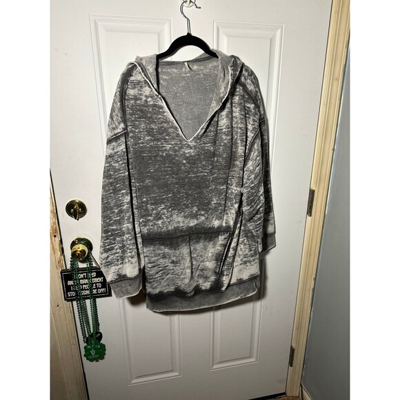 Free People Gray Huge Oversized Woman's Hoodie Sweatshirt 
Pull Over - Picture 1 of 4